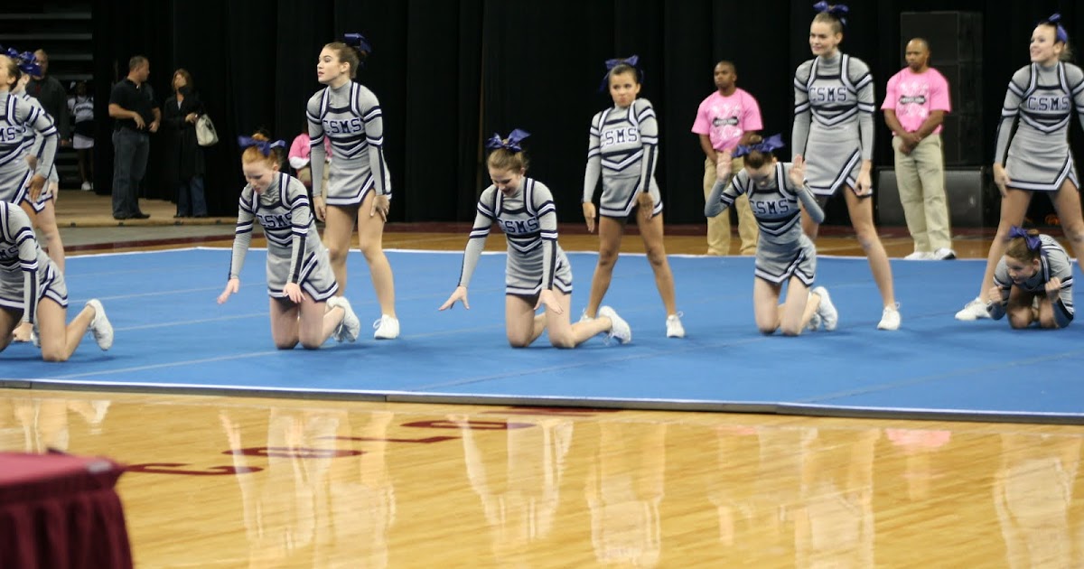 Kelli's Korner CSMS Cheerleaders at Debbie Rogers Cheer Classic