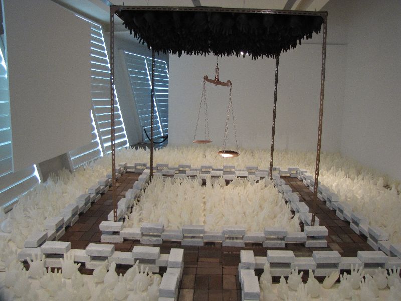 [htlin-art-004.jpg]