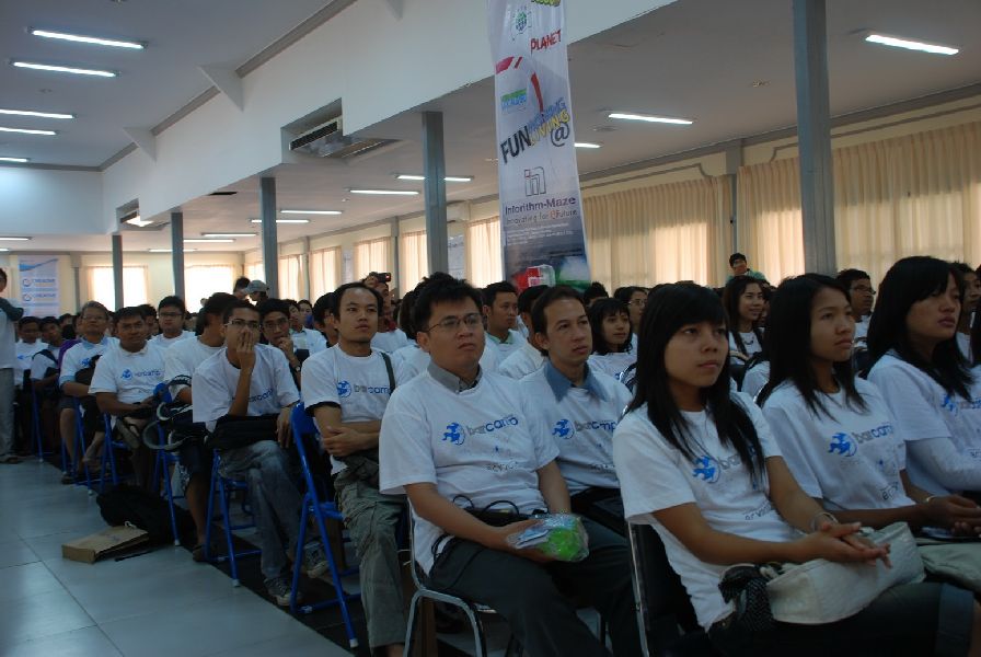 [barcamp-001.jpg]
