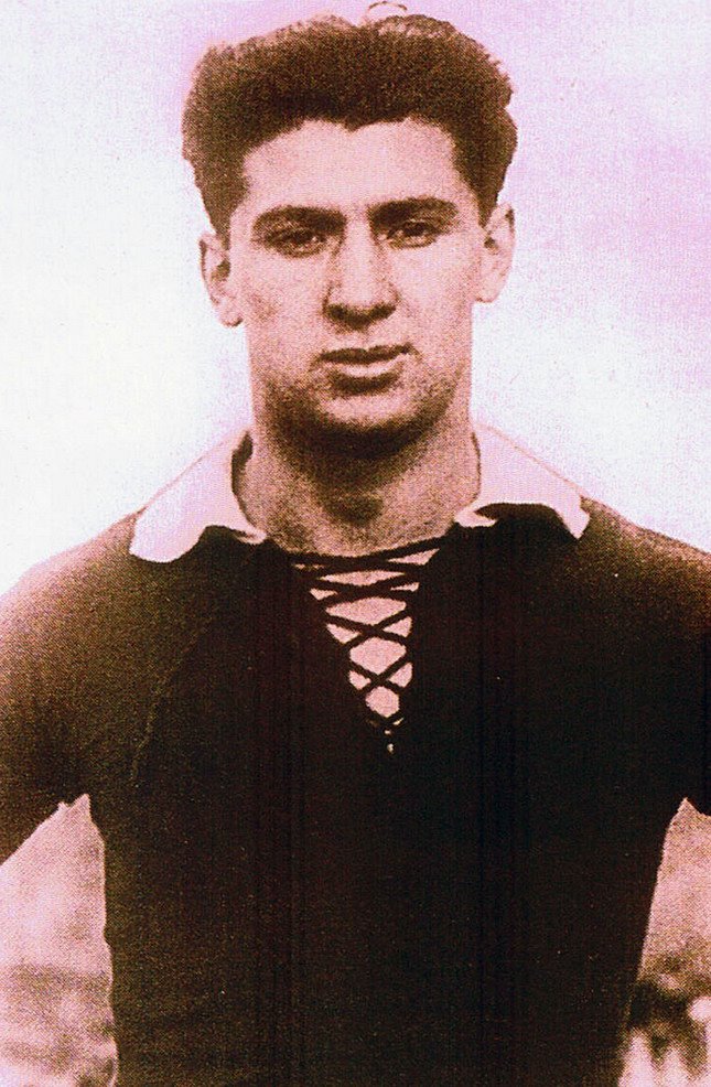 Grandes y pequeños jugadores del Celta de Vigo LUIS CASAS PASARÍN