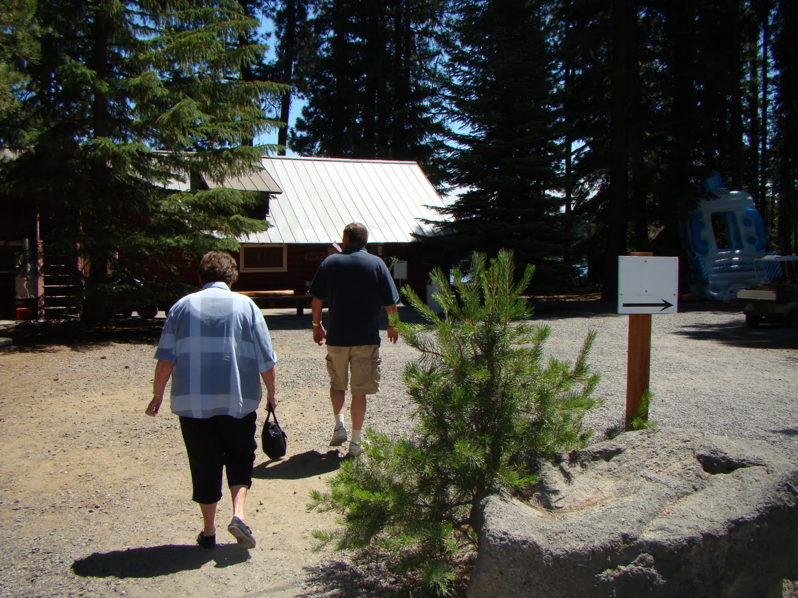 Central Oregon North Twin Lake, Twin Lakes Resort and Crane Prairie Resort