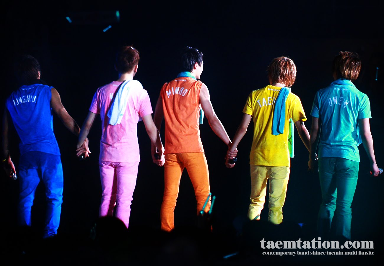 the Shining SHINee world ‎[Fan Photos] SHINee at SHINee World 1st