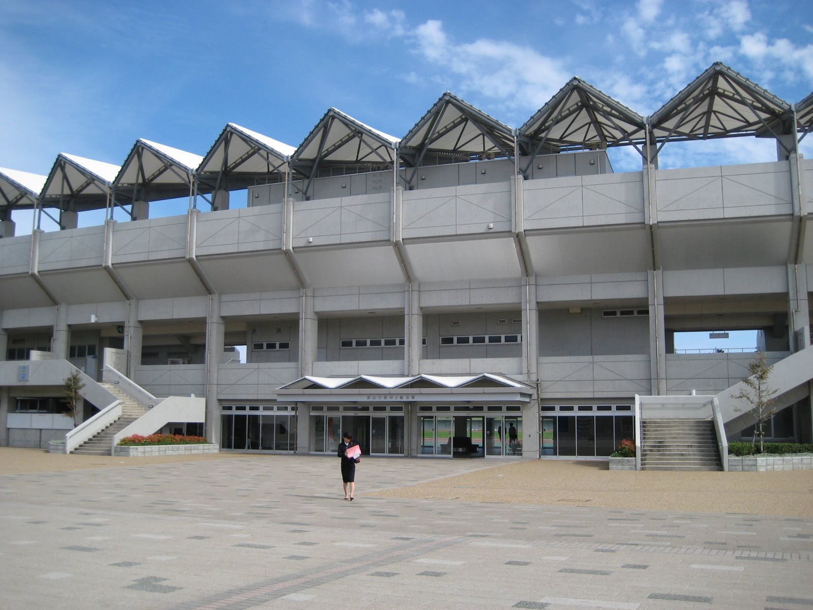 [izumo_stadium.JPG]