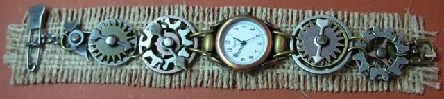 [watch.JPG]
