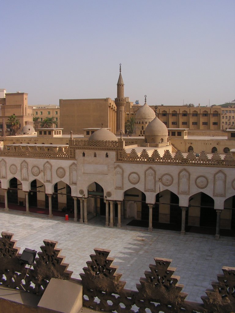 [al-azhar-courtyard-down-c-torie.jpg]