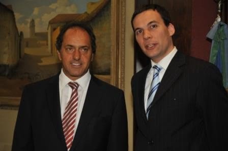Gob. Daniel Scioli y Roberto Reale (derecha)