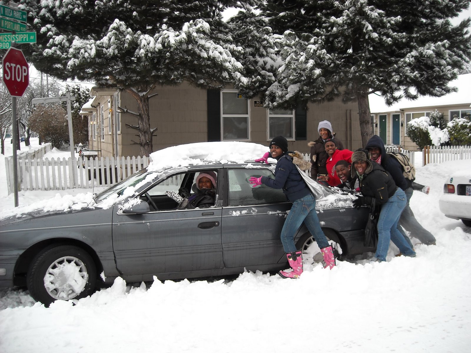 [portland+in+the+snow+033.JPG]