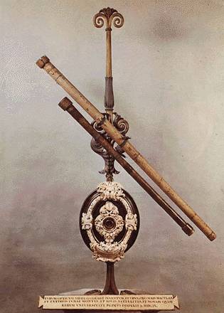 [galileo_telescope-telescopio.jpg]