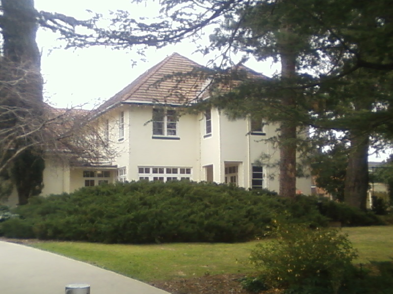 Dave's ACT OLD CANBERRA HOUSE