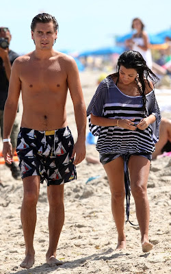 Kourtney Kardashian Pregnant