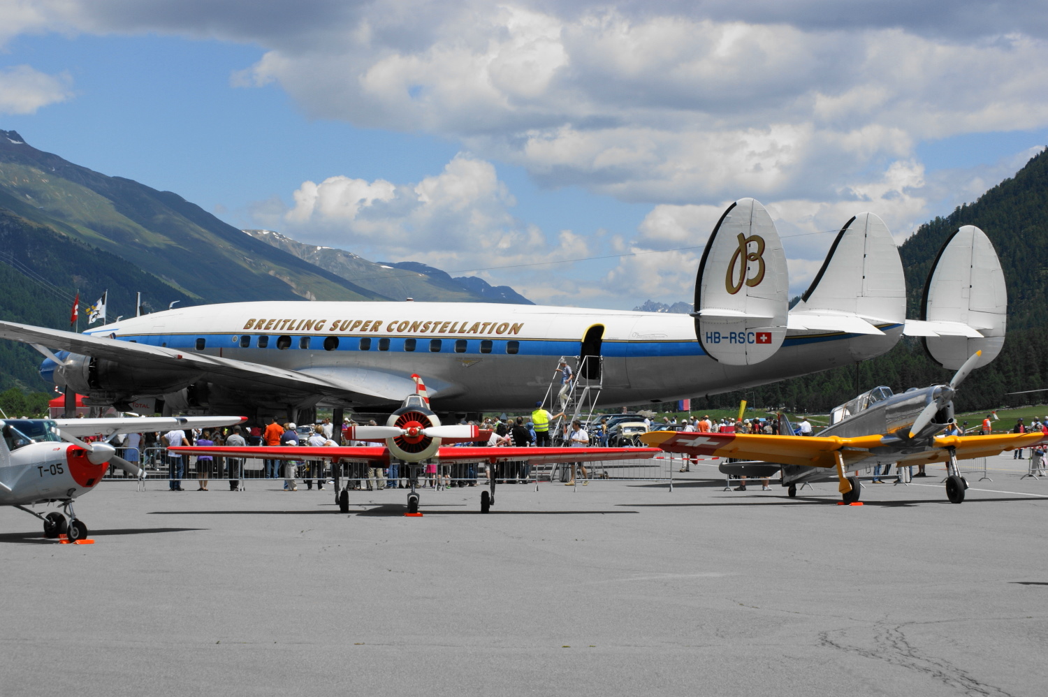 Flughafen Zürich Genève, Samedan