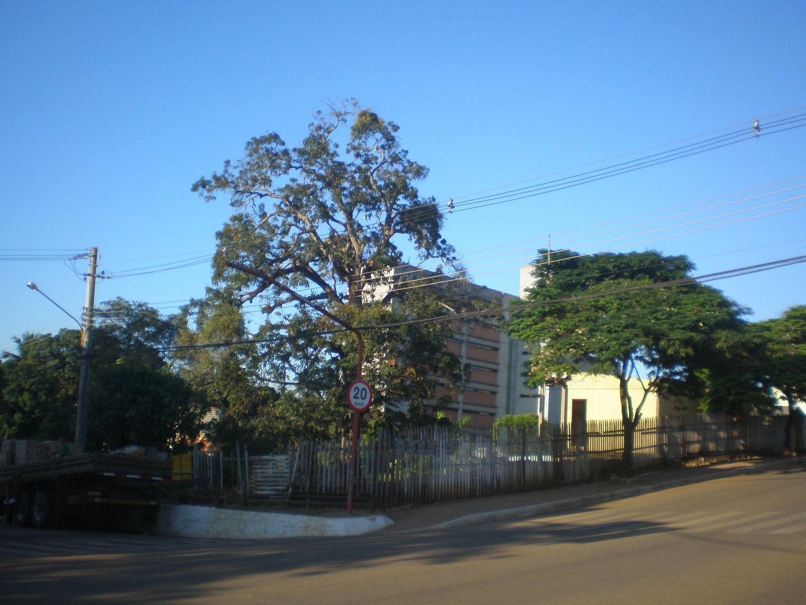 [P4230560.JPG]