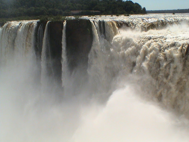  Водопады Игуасу. Фото