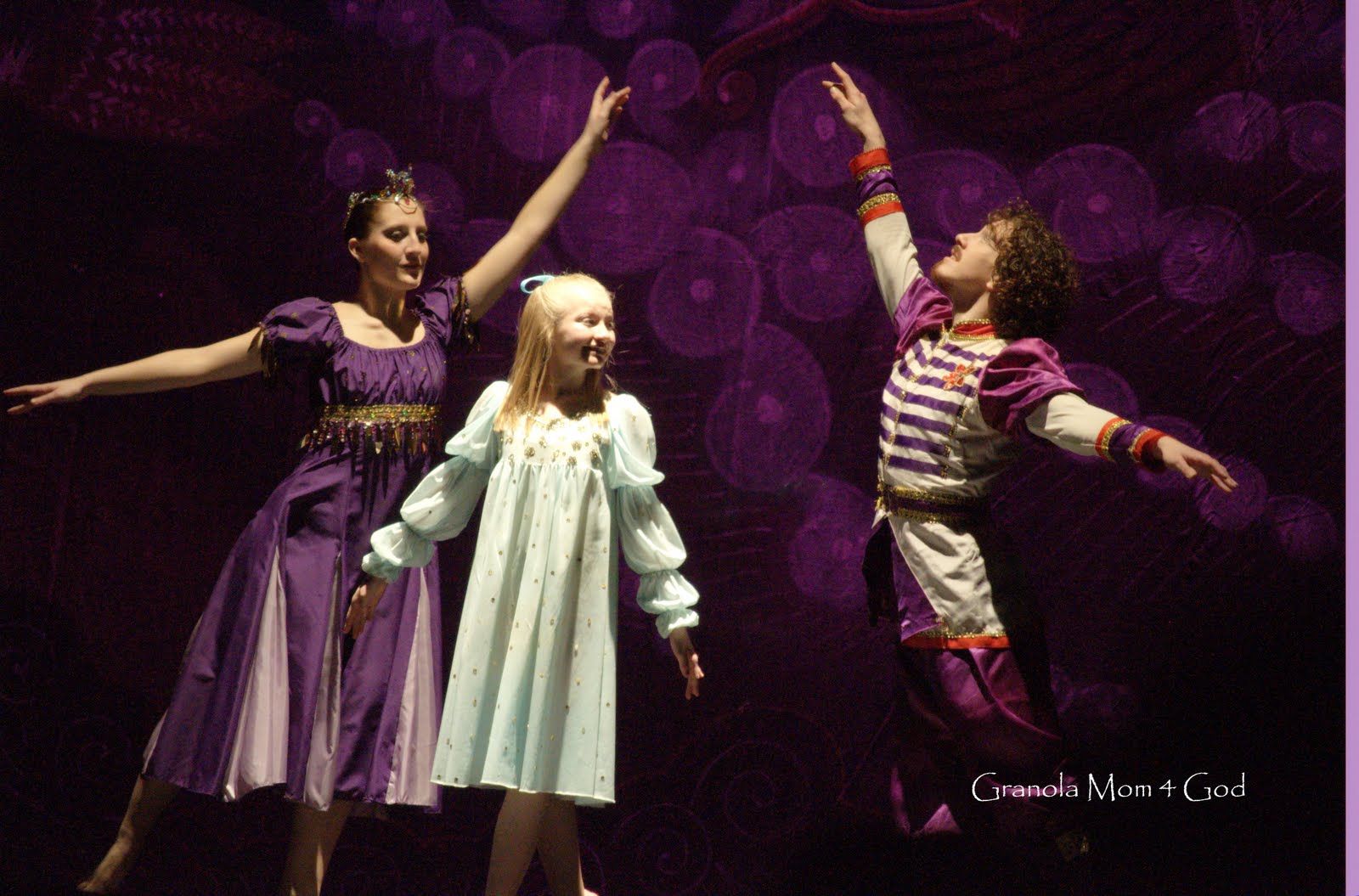 [nutcracker+030.jpg]