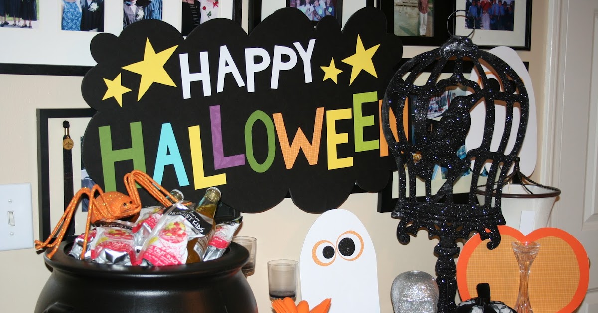 Celebrate!: Children&#039;s Halloween Party