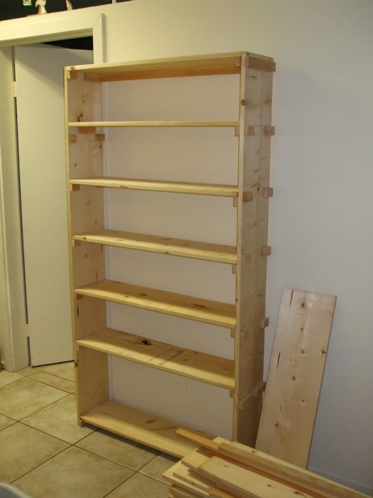 Rebecca J. Carlson How to Build a Quick and Easy Pine Bookcase