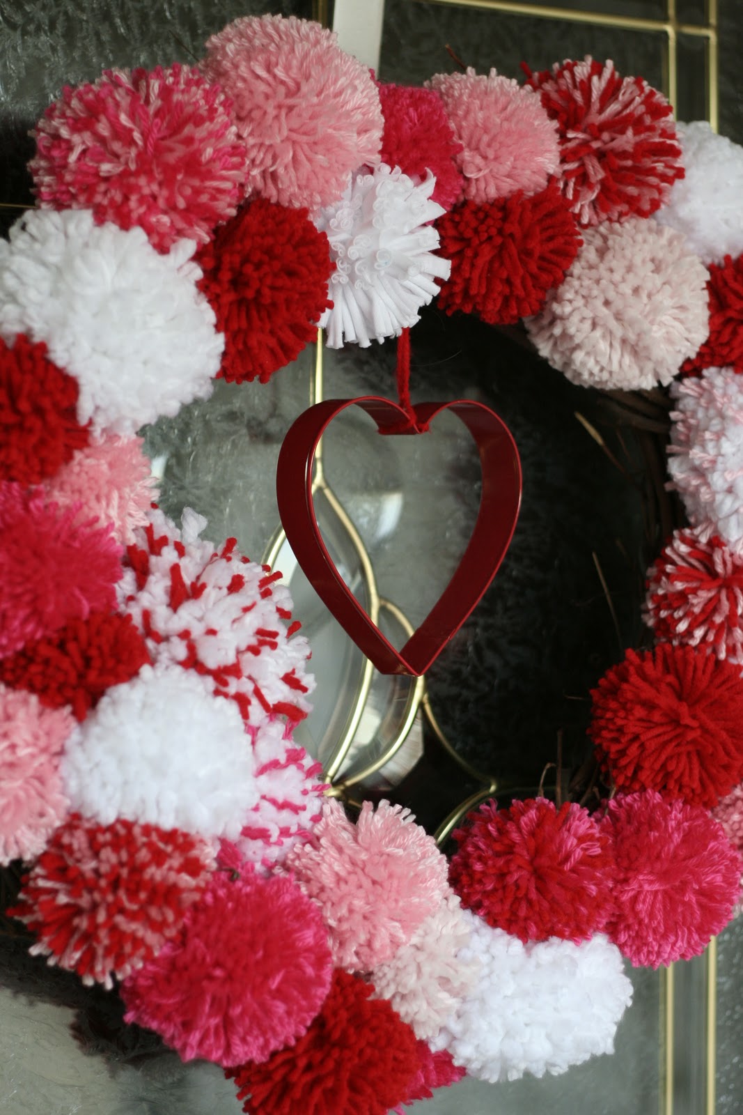 home.made.: Valentine's Pom Pom Wreath