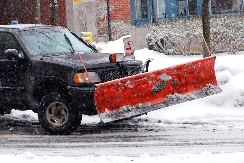 [LuckyOliver-4430584-small-snow_plow.jpg]