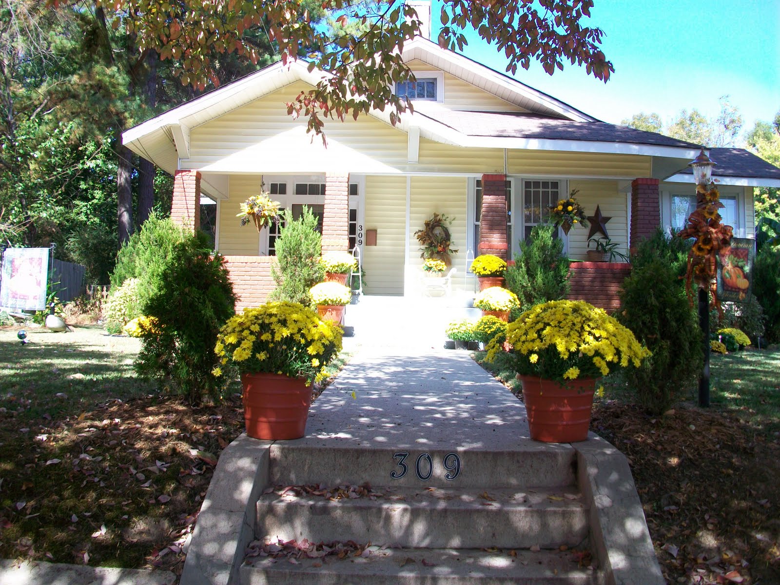 Beautiful Fall Yards | Joy Studio Design Gallery - Best Design