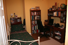 Computer Room/Extra Bedroom