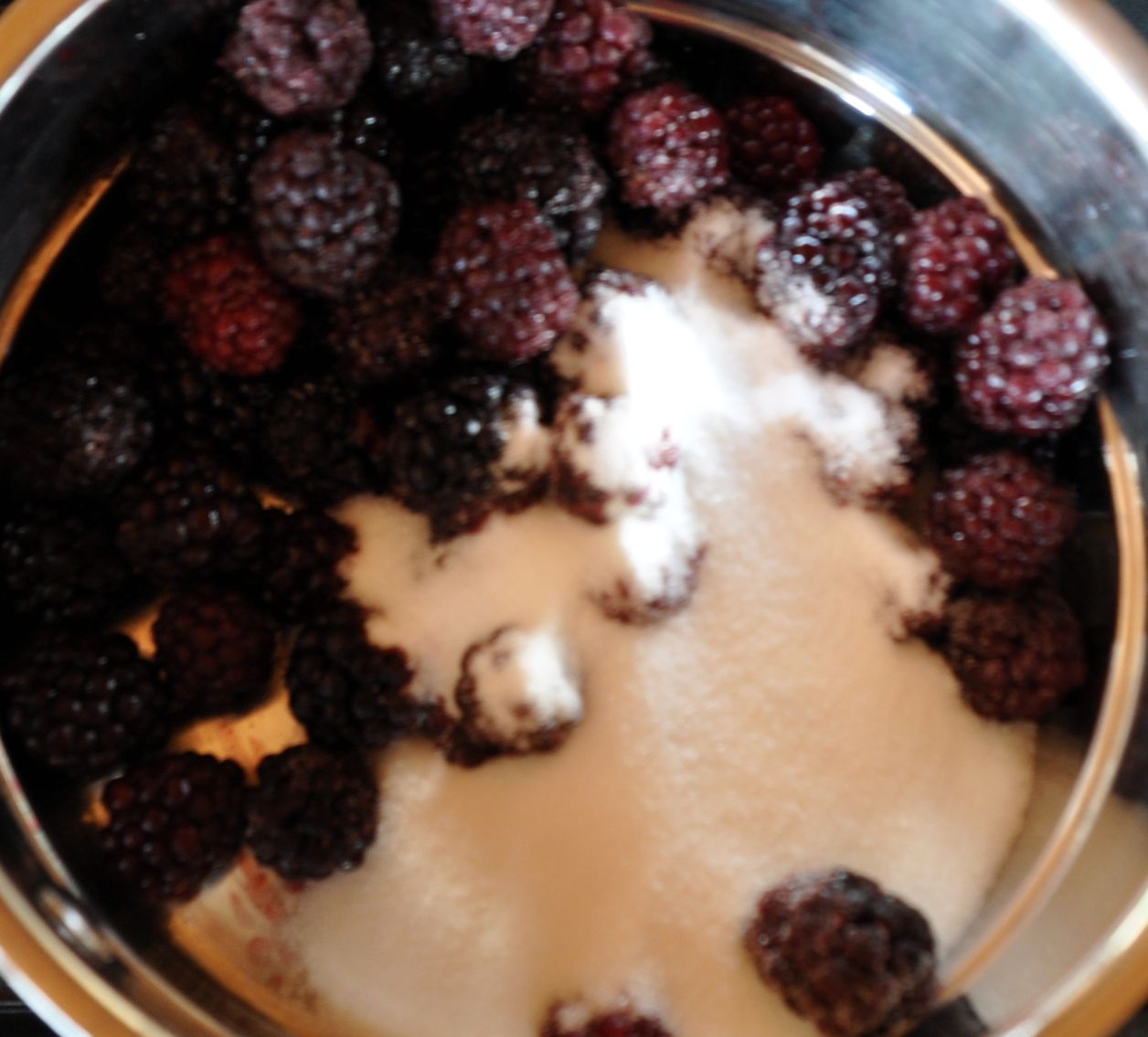 A LA GRAHAM BLACKBERRY CASSIS SAUCE