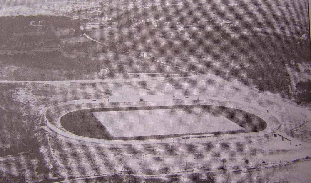 [ESTÃ DIO-F.jpg]