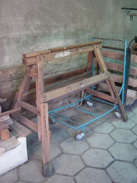 LA FABRICA: CABALLETE RUSTICO