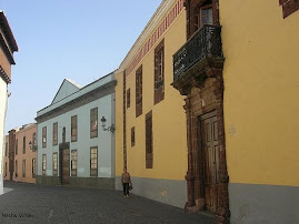 Casa de la Alhóndiga.