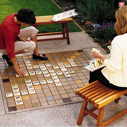 Confessions of A Design Junkie: Inspiration: Backyard Scrabble Board