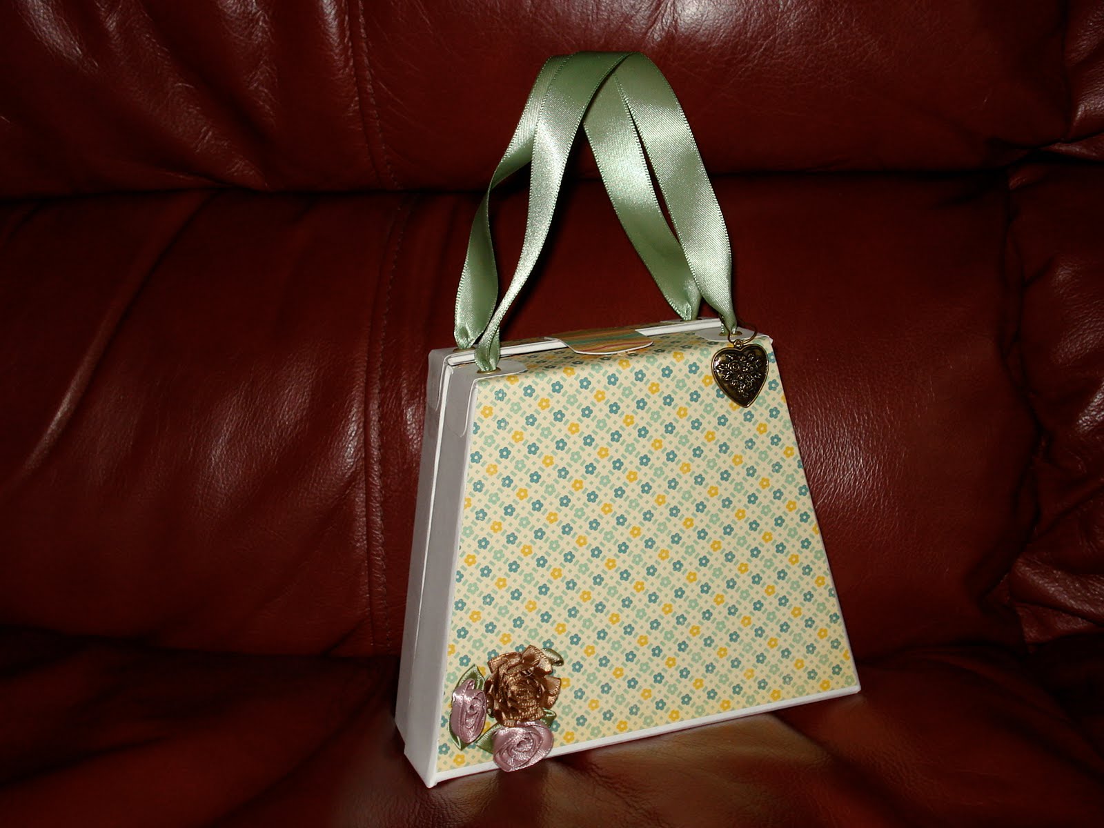 A Creative Operation: Purse Mini Album
