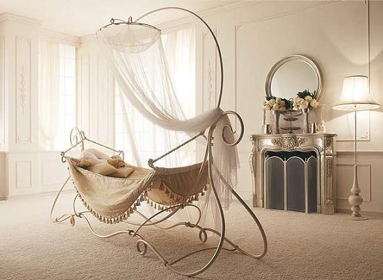 [iron-framed-hammock.jpg]
