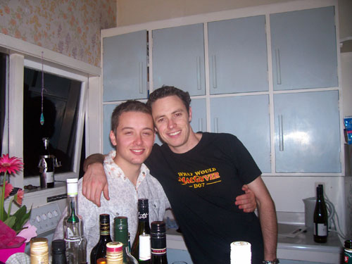 [Flatwarming&_Steven&Simon.JPG]