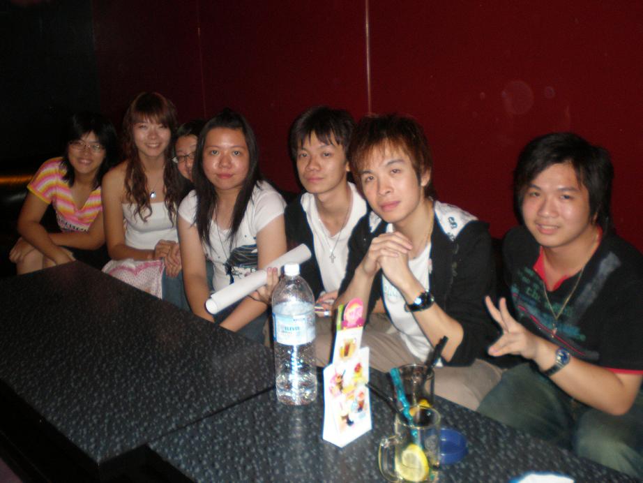 [PB200980+(m).JPG]