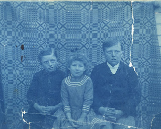 Unidentified Seneca County, Ohio children pose for their photograph
