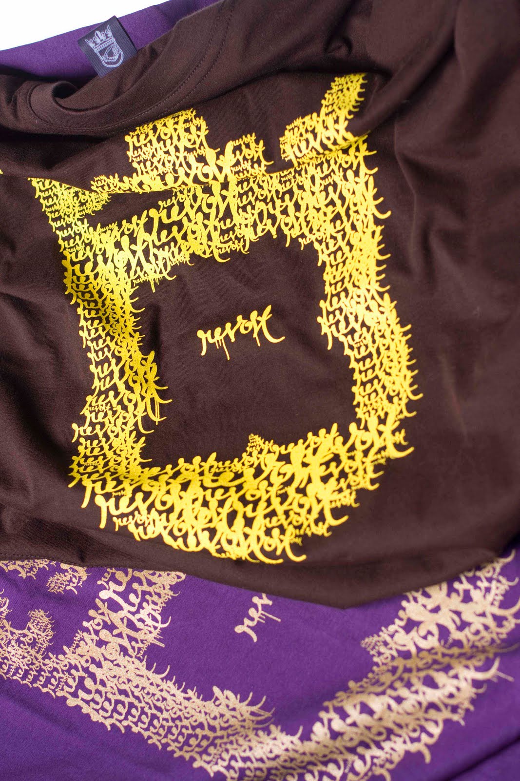 Mucha Lucha !: REVOLT CLOTHING SARAJEVO Mucha Lucha !: REVOLT CLOTHING SARAJEVO