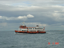 Cacilheiro no Tejo