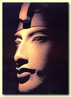 المتحف المصرى بالصور The+Face+of+Akhenaten