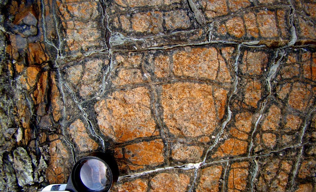 Geotripper California's Unique Serpentinite Landscapes Eldridge