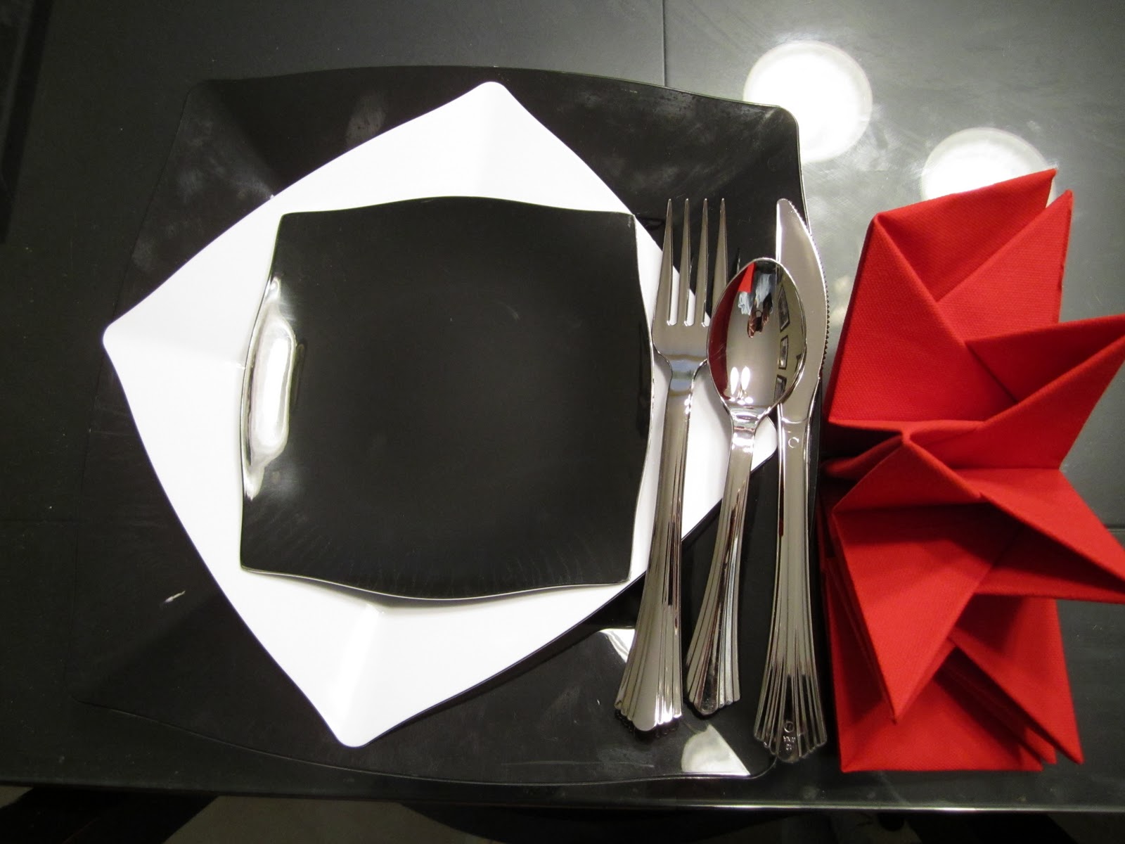 fancy disposable plates