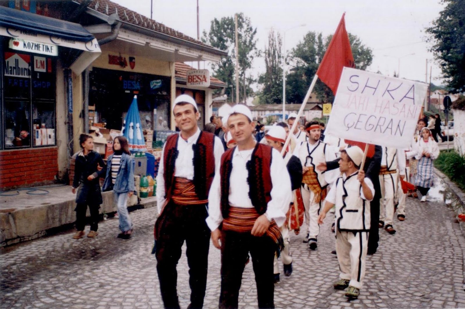 [Kaçanik+2005+(2).JPG]