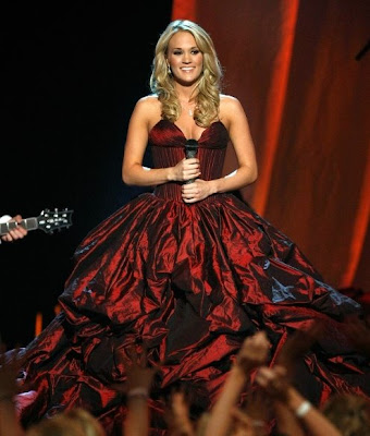 carrie underwood cma dress. Carrie Underwood was beautiful in the princess styled dress at CMA 2009