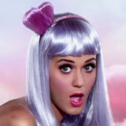 Photos de Katy Perry - Page 3 Capture+d%E2%80%99%C3%A9cran+2010-06-20+%C3%A0+16.11.42