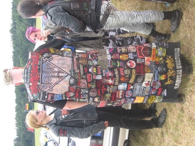 http://1.bp.blogspot.com/_uCROJt8rp6U/SKX3gN2ldgI/AAAAAAAABCw/ZtV0lYOXkuM/s1600/patch%2Bjacket%2Bchampion.JPG