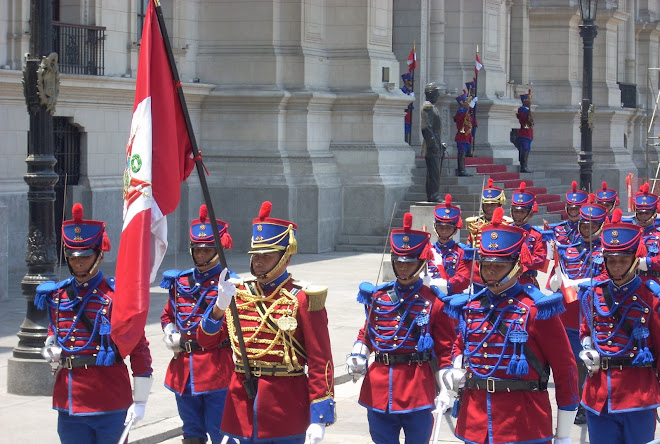 MARCHA EN EL CAMBIO DE GUARDIA