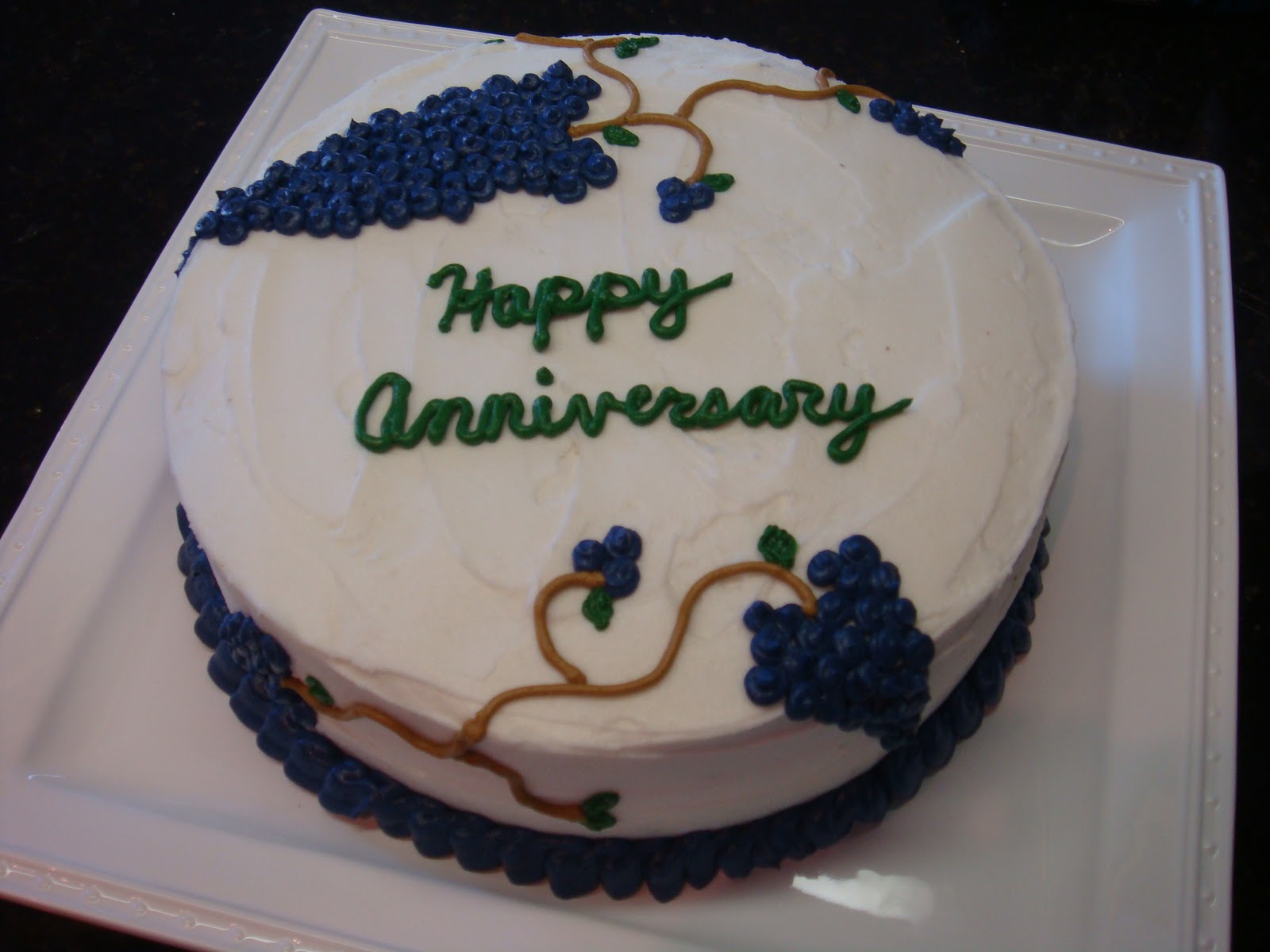 HotCakes: Mom and Dad s Anniversary Cake