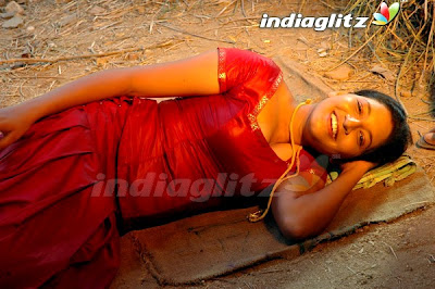 Tamil Movie Pazhagiyathe Pirivatharka - Actress Tharuna