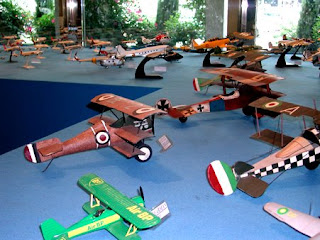 La historia de Juan Sánchez: 50 años coleccionando maquetas de aviones, Noticias de La Chispa