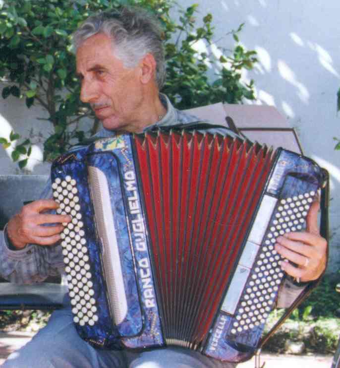 [Dimas_e_acordeon_2.jpg]