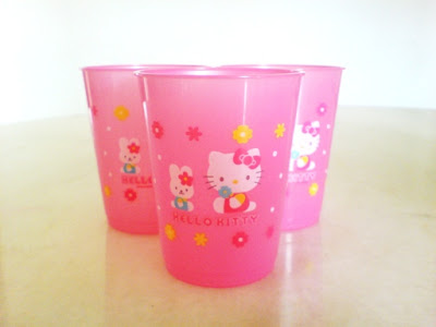 Find pink things! Hello+kitty+pink+cups