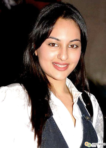 Bollywood Hot Actress Sonakshi Sinha Wallpapers Bollywood Hot Actress Sonakshi Sinha Wallpapers